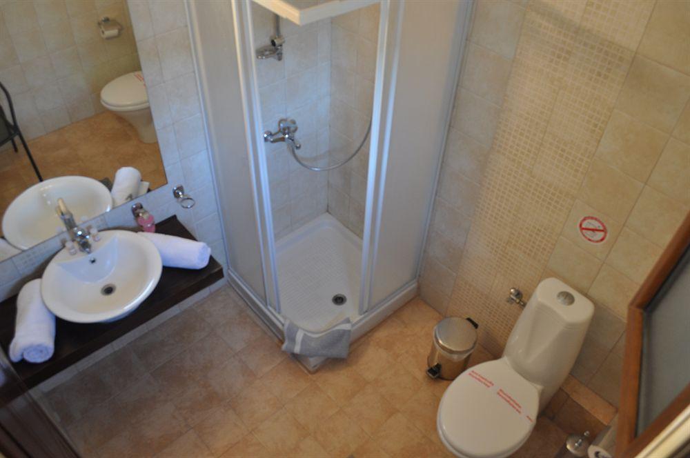 Nereides Hotel Hanioti Ngoại thất bức ảnh