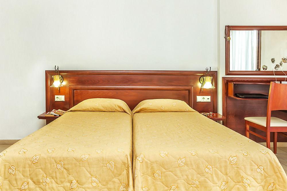 Nereides Hotel Hanioti Ngoại thất bức ảnh
